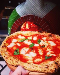 Read more about the article Самый полный гайд по выбору итальянской помпейской печи для пиццы