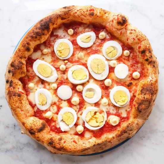 Read more about the article Пицца с майонезом и яйцом прямиком из Италии – пицца Rossini Pesaro